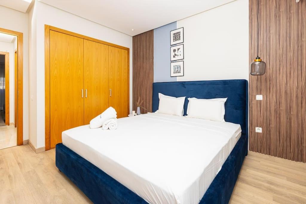 Hajja Modern 2Br Retreat In Marina Sale Luxury Living 아파트 외부 사진