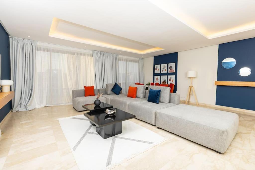 Hajja Modern 2Br Retreat In Marina Sale Luxury Living 아파트 외부 사진